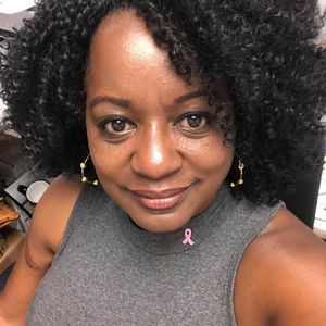 Meet your Posher, Lorraine